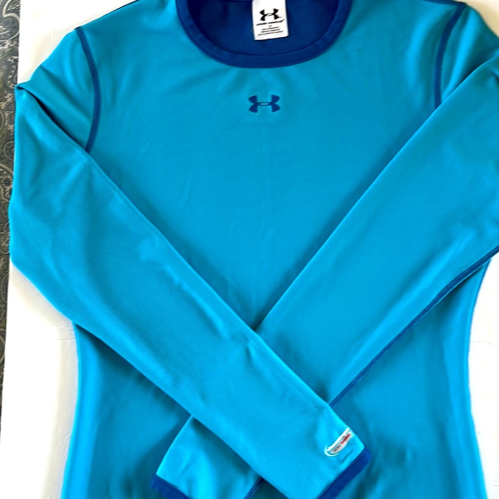 Under Armor Women’s Reversible Long Sleeve Shirt, Size Large